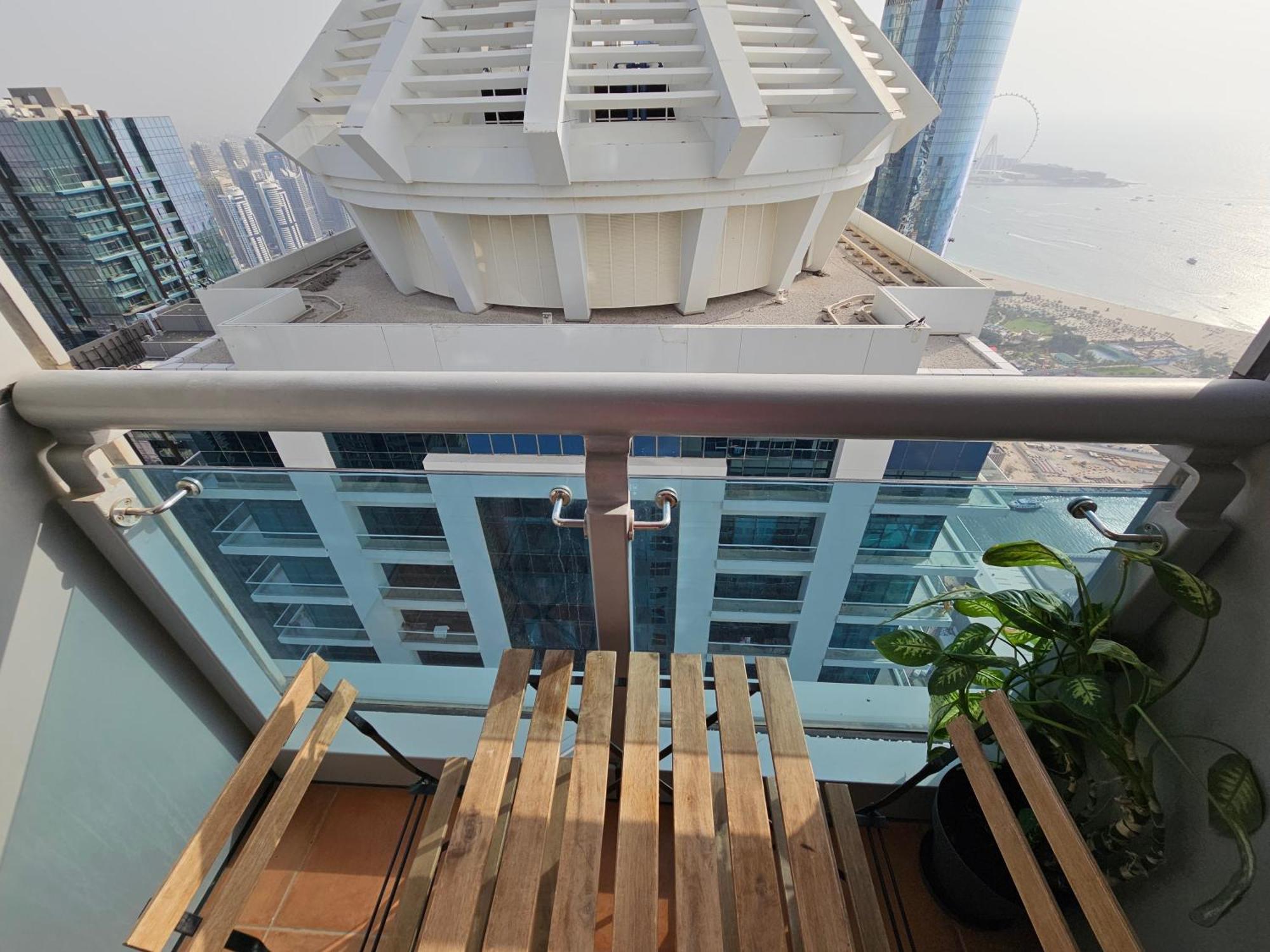 Super Host At Highest Residential Tower In The World, Private Rooms In A Shared Apartment Dubaj Szoba fotó